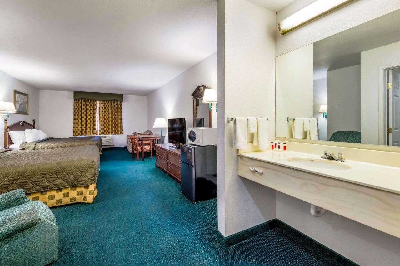 Rodeway Hotel Decatur