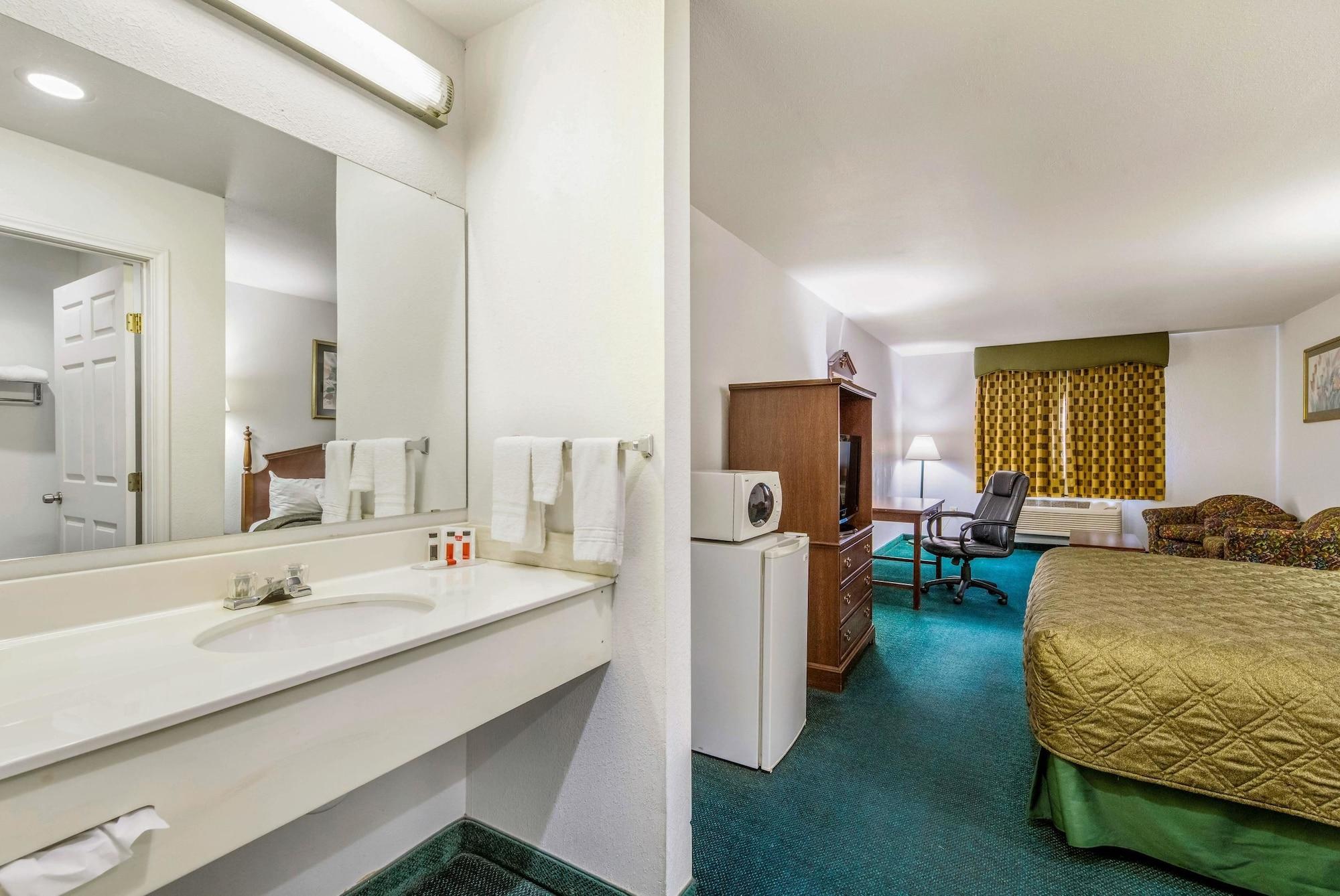 Hotel Rodeway Decatur